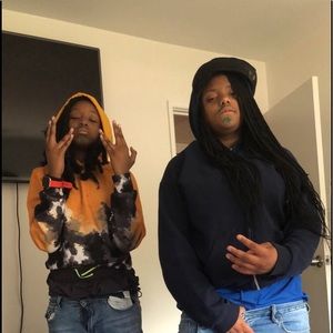 Meet your Posher, Kenae